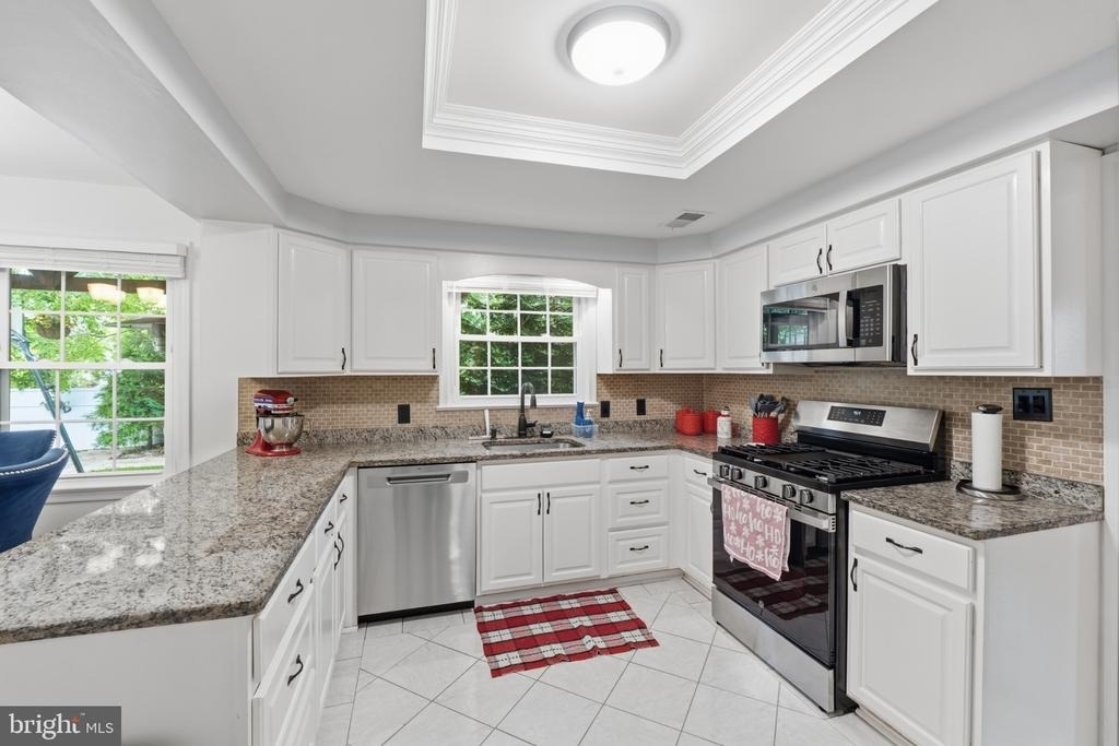 6516 Democracy Boulevard - Photo 8