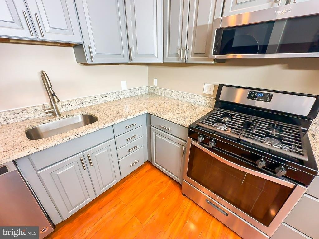 6 Monroe Street - Photo 21