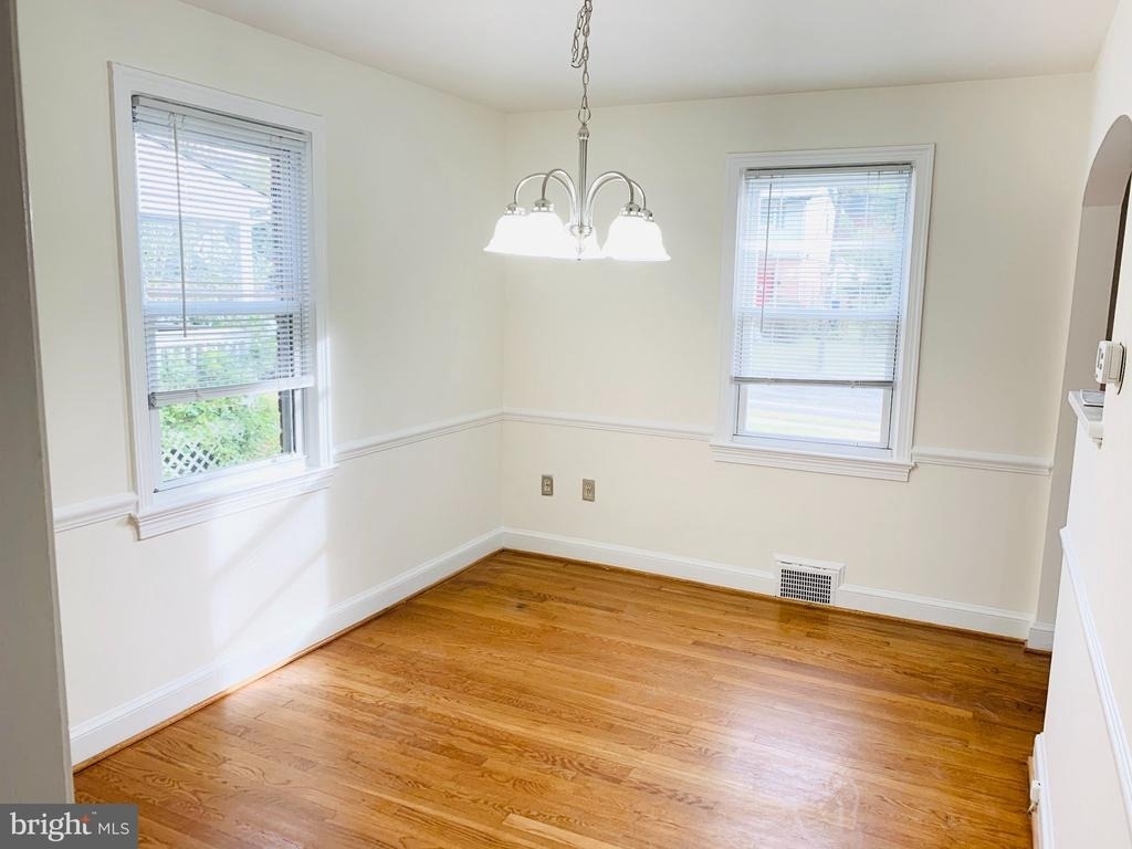 2207 Seminary Road - Photo 7