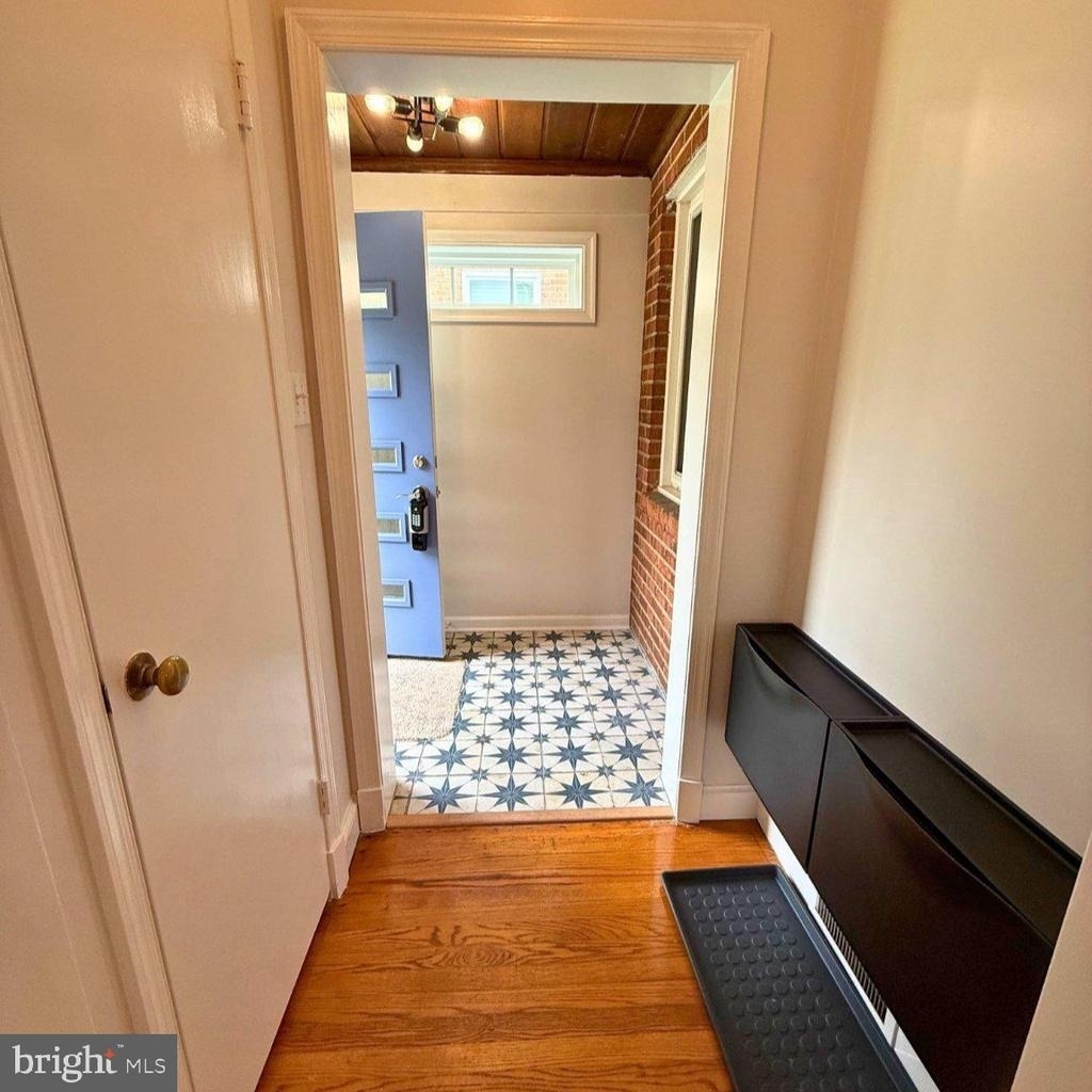 9917 Lorain Avenue - Photo 4