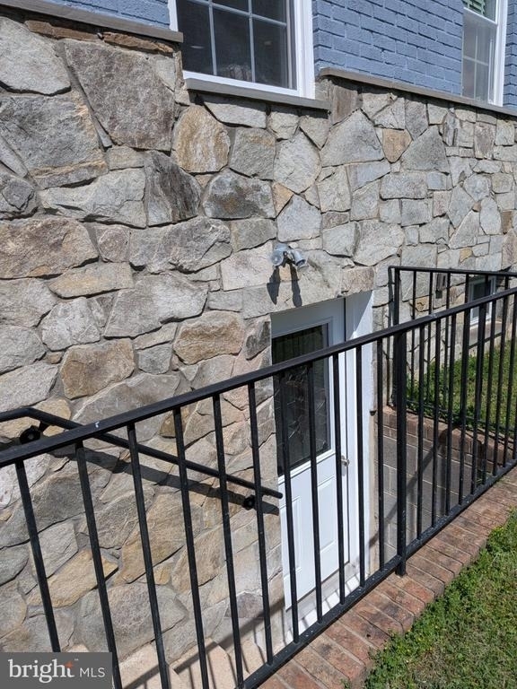 2102 Luzerne Avenue - Photo 3