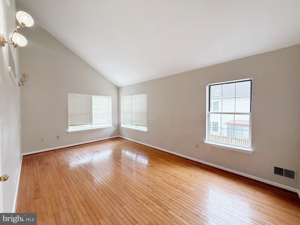 8545 Harvest View Court - Photo 13