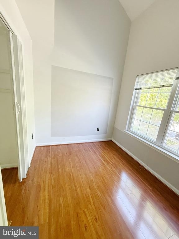 8545 Harvest View Court - Photo 9