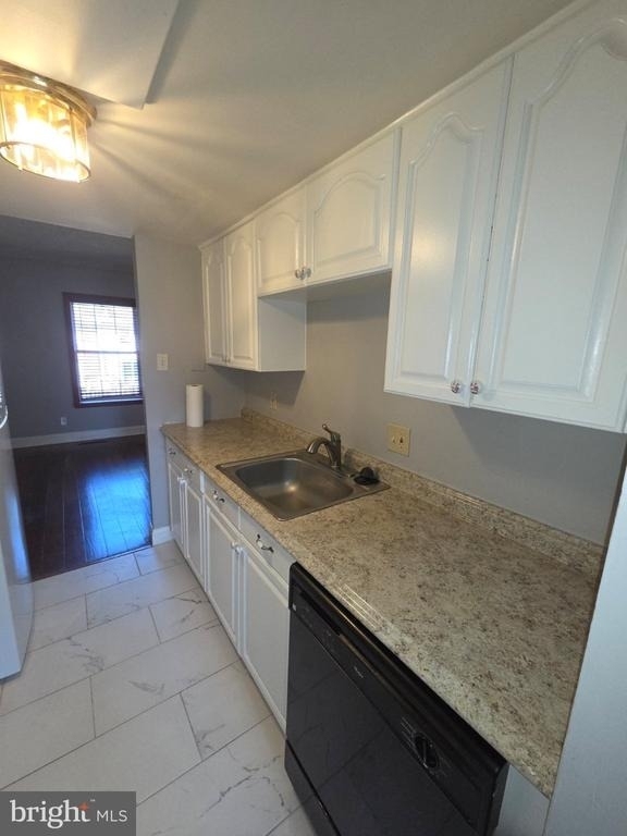 8803 Hayshed Lane - Photo 10