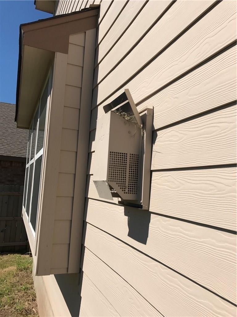8213 Reggio St - Photo 32