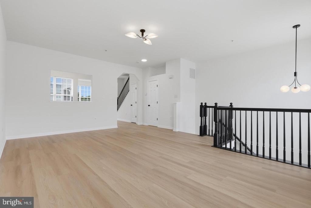 1904 Fieldstone Way - Photo 2