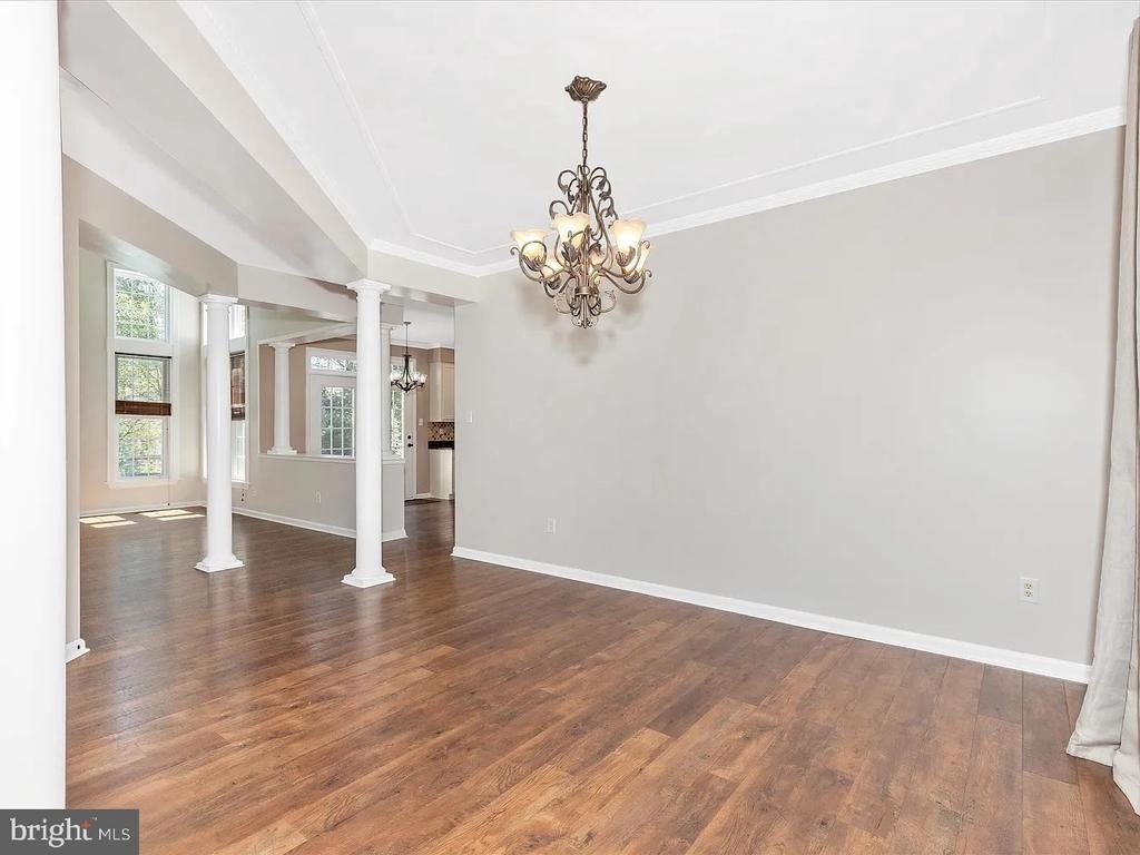 1713 Dearbought Drive - Photo 5