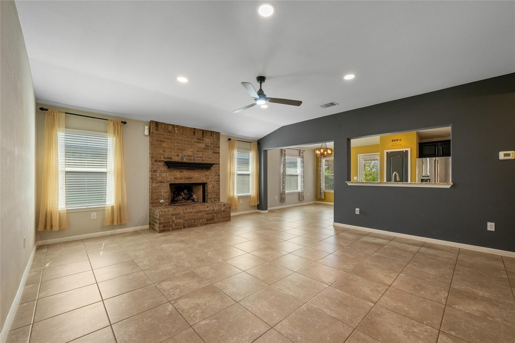 308 Moulins Ln - Photo 7