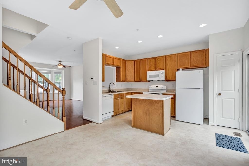 10030 Tallahassee Place - Photo 4