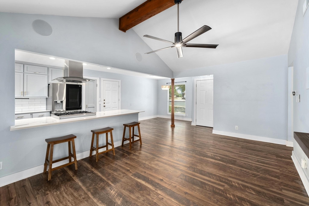 7404 Lunar Dr - Photo 6