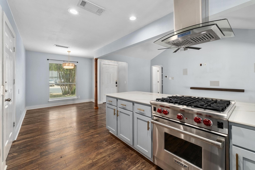 7404 Lunar Dr - Photo 9