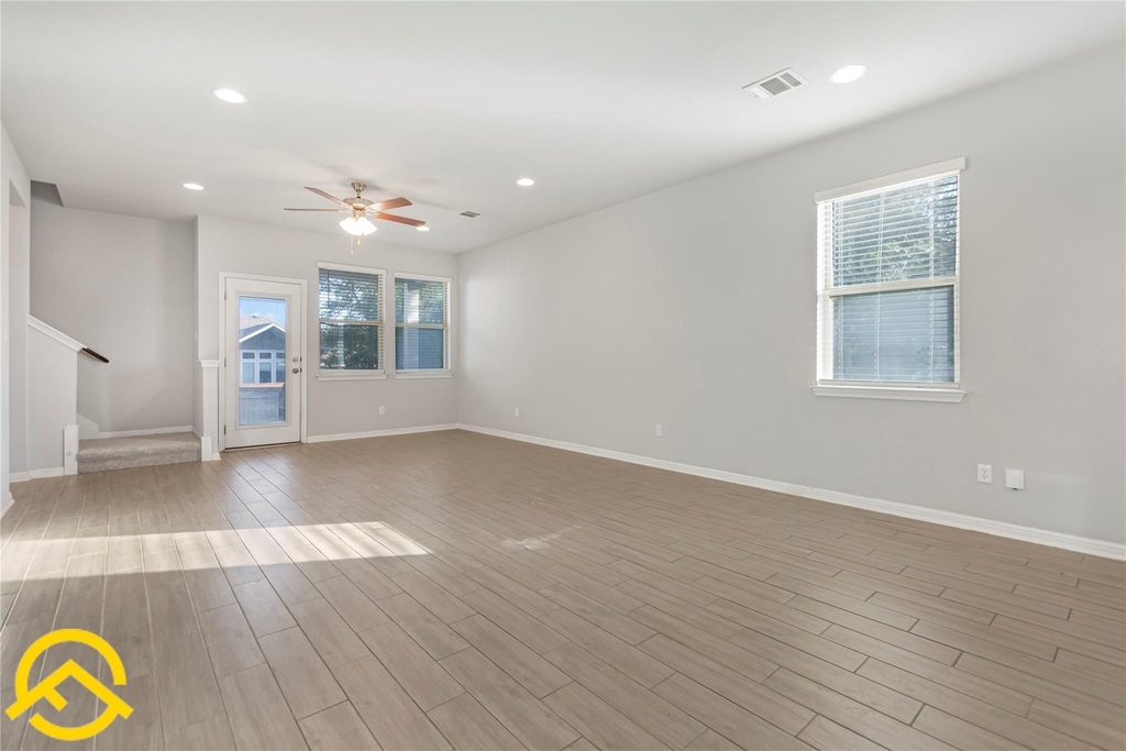 3008 Sage Ranch Dr - Photo 11
