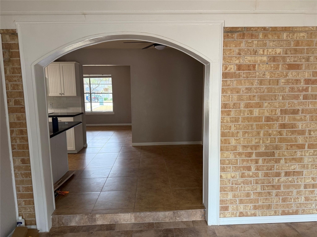 1005 #7 Hazelton St - Photo 13