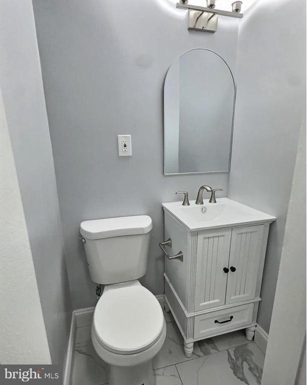 4235 Norfolk Avenue - Photo 8