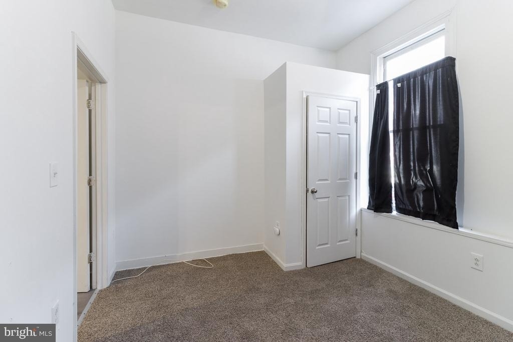 1426 Mcculloh Street - Photo 11