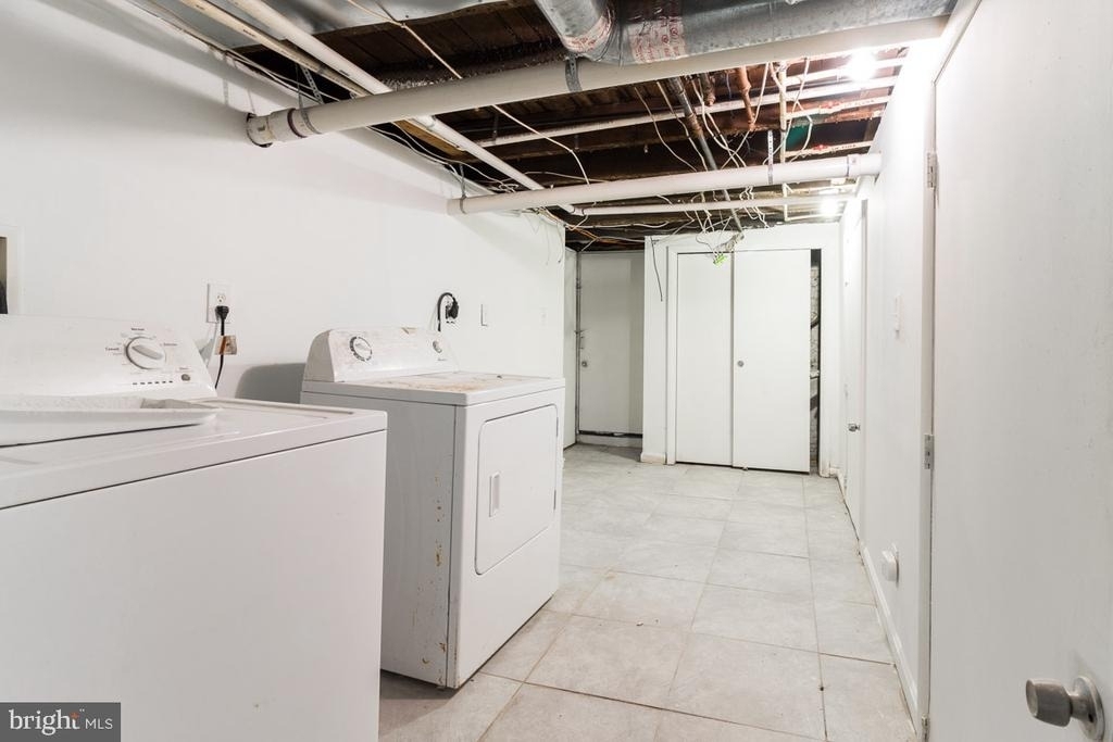 1426 Mcculloh Street - Photo 24