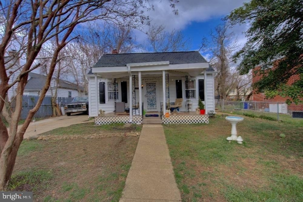 2924 Virginia Avenue - Photo 0