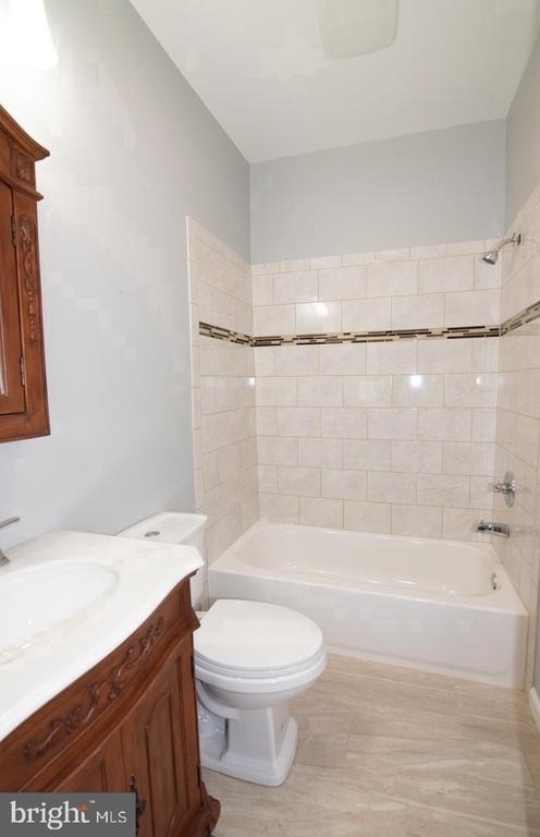 745 Dolphin Street - Photo 4