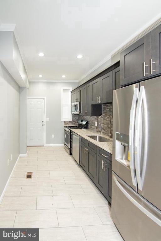 745 Dolphin Street - Photo 13