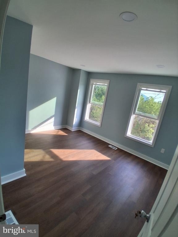 219 Independence Street - Photo 10