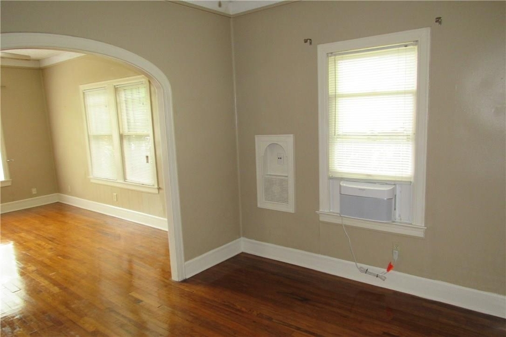 1715 Briar St - Photo 4