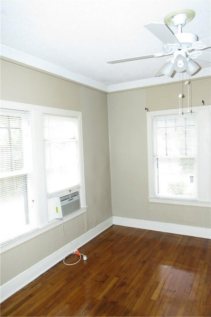 1715 Briar St - Photo 10