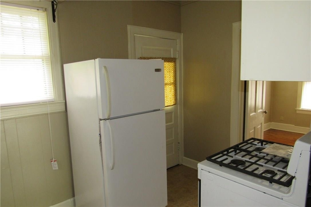 1715 Briar St - Photo 6