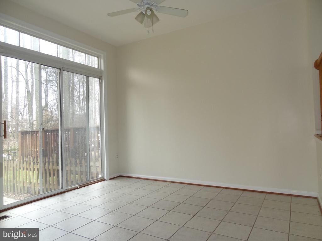 836 Knob Court - Photo 6