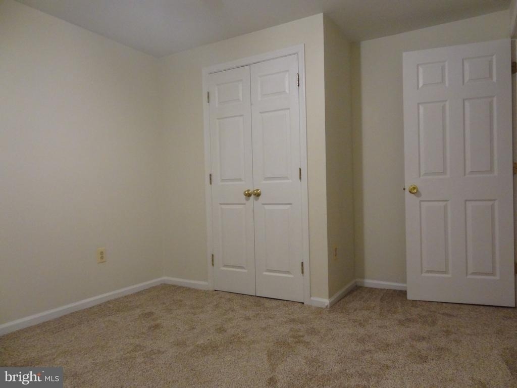 836 Knob Court - Photo 18