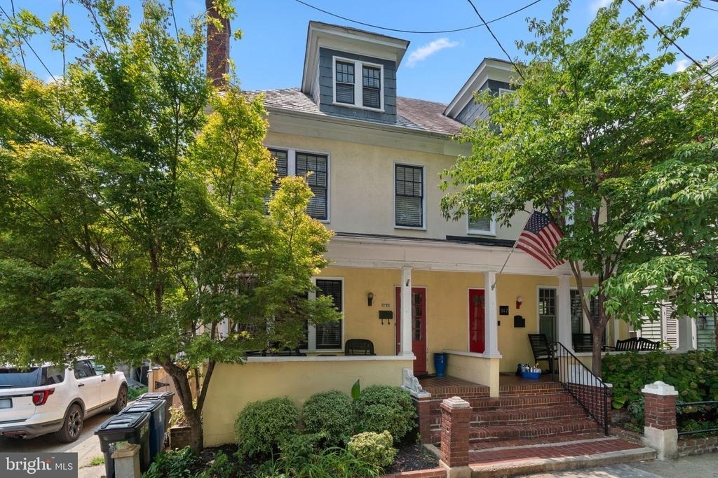 145 Prince George Street - Photo 1