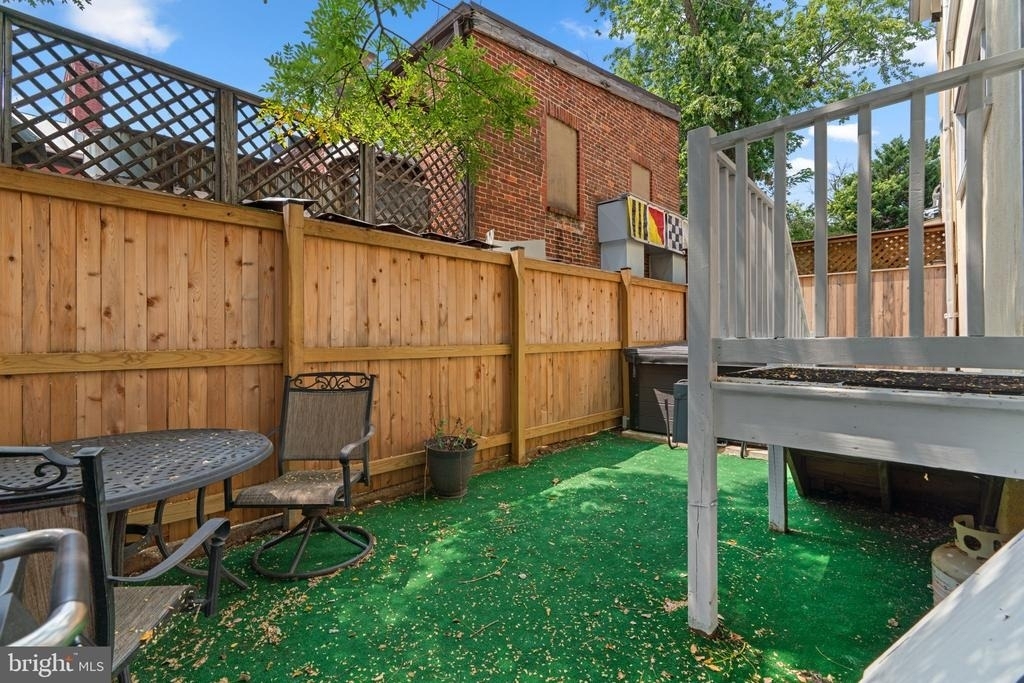145 Prince George Street - Photo 45