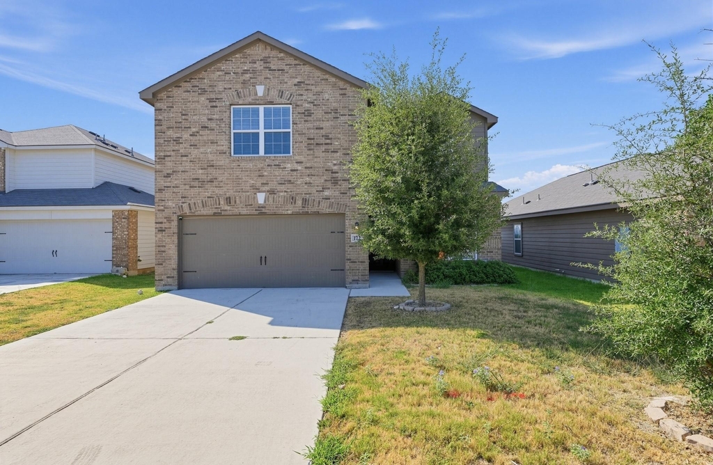 172 Allington Cir - Photo 0