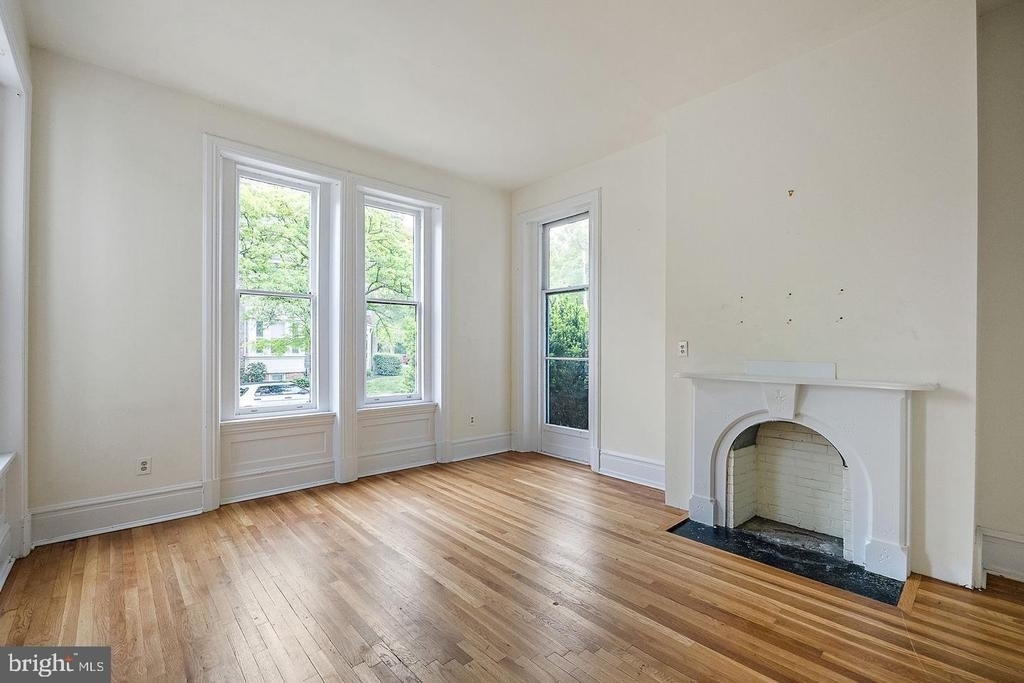 1401 Delaware Avenue - Photo 13