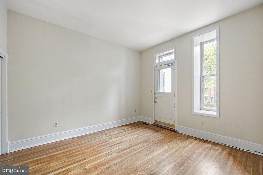 1401 Delaware Avenue - Photo 12