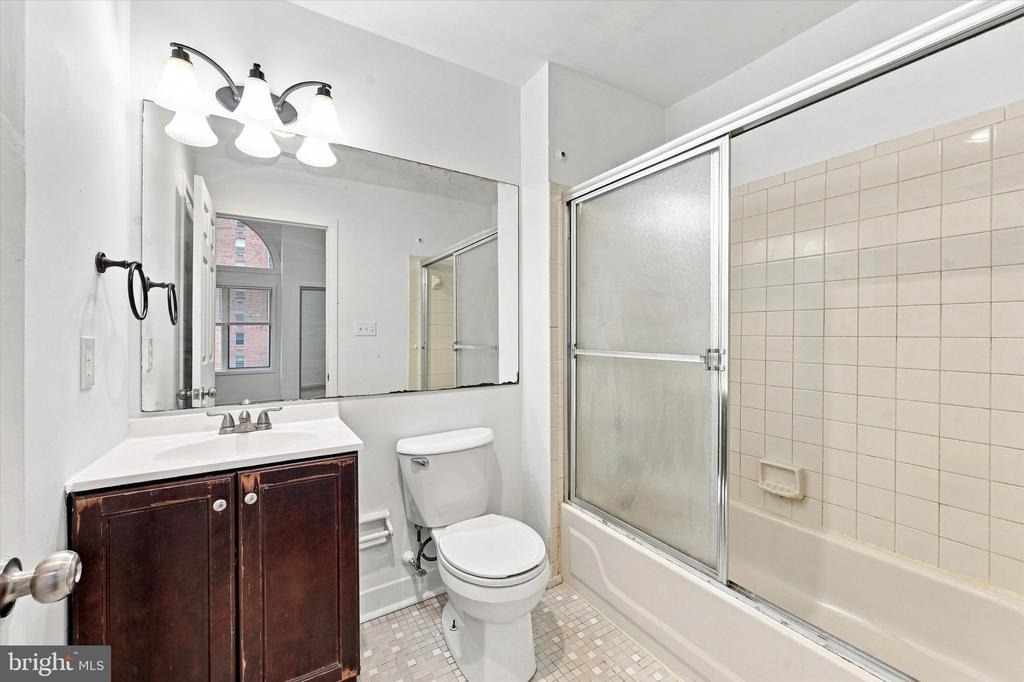 1504 N Broom Street - Photo 8