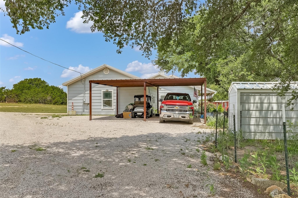 2271 County Road 112 - Photo 4