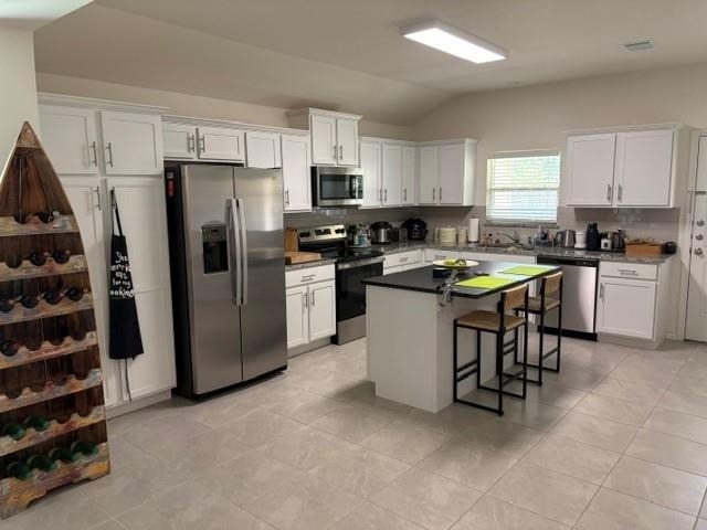 3403 N Monument Dr N - Photo 3