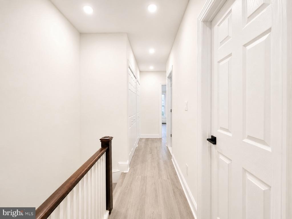 1426 S Se - Photo 14