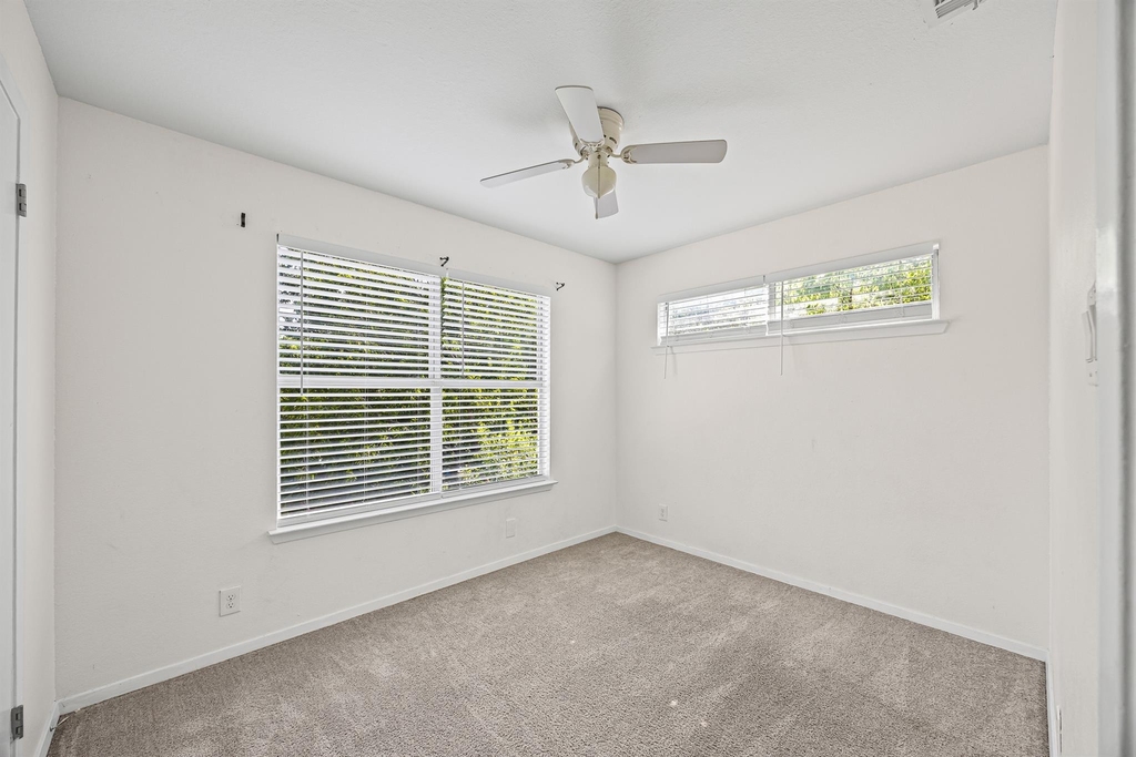 300 Blackson Ave - Photo 20