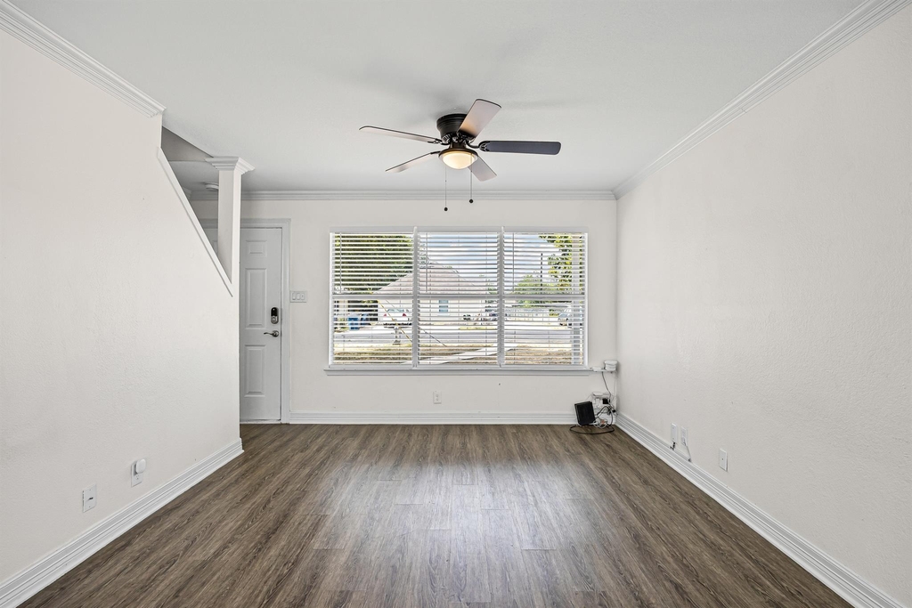 300 Blackson Ave - Photo 5