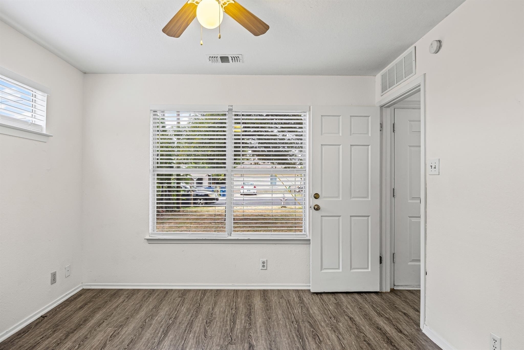 300 Blackson Ave - Photo 13