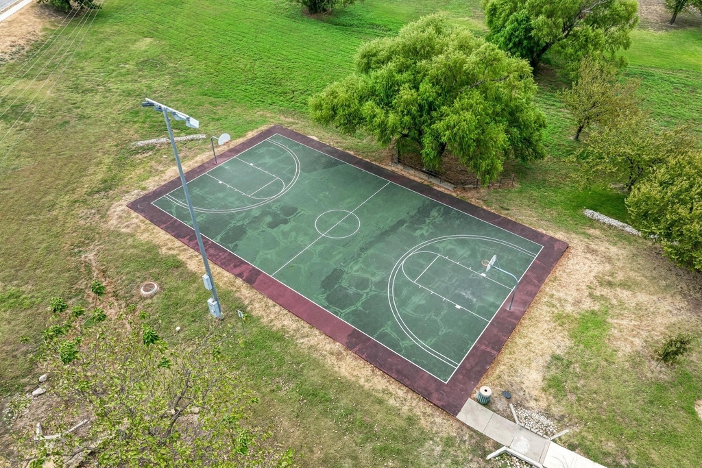 903 Estate Dr - Photo 38