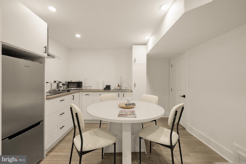 5231 Watson Street Nw - Photo 9