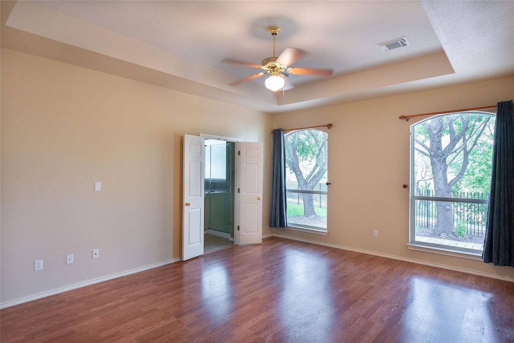 1106 Camden Cv - Photo 9