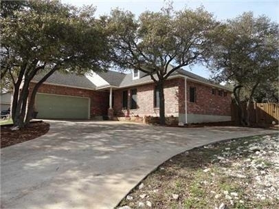 903 Oakwood Dr - Photo 0