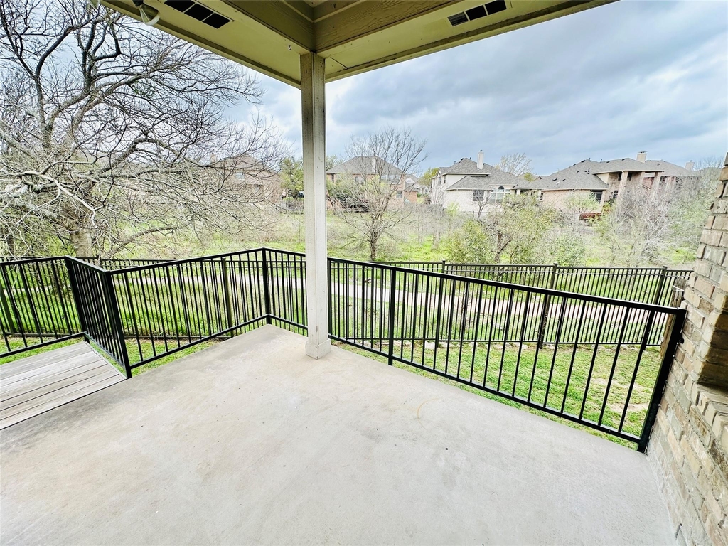 16216 Castletroy Dr - Photo 15