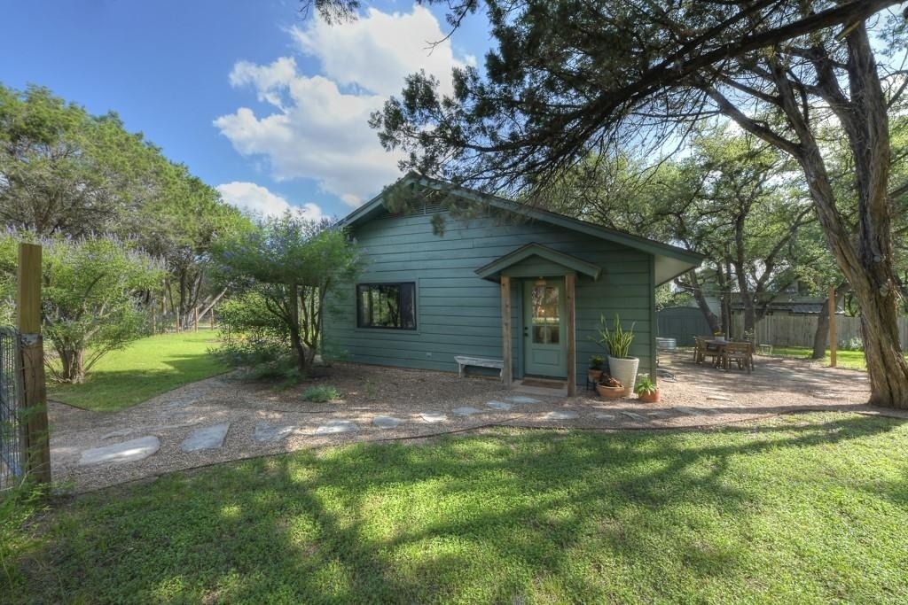152 Spoke Ln - Photo 1