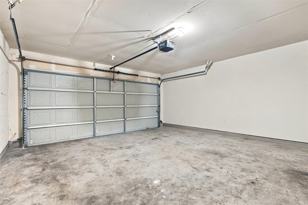 5708 Colinton Ave - Photo 13