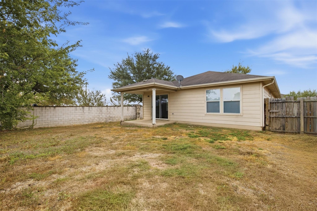 5708 Colinton Ave - Photo 14