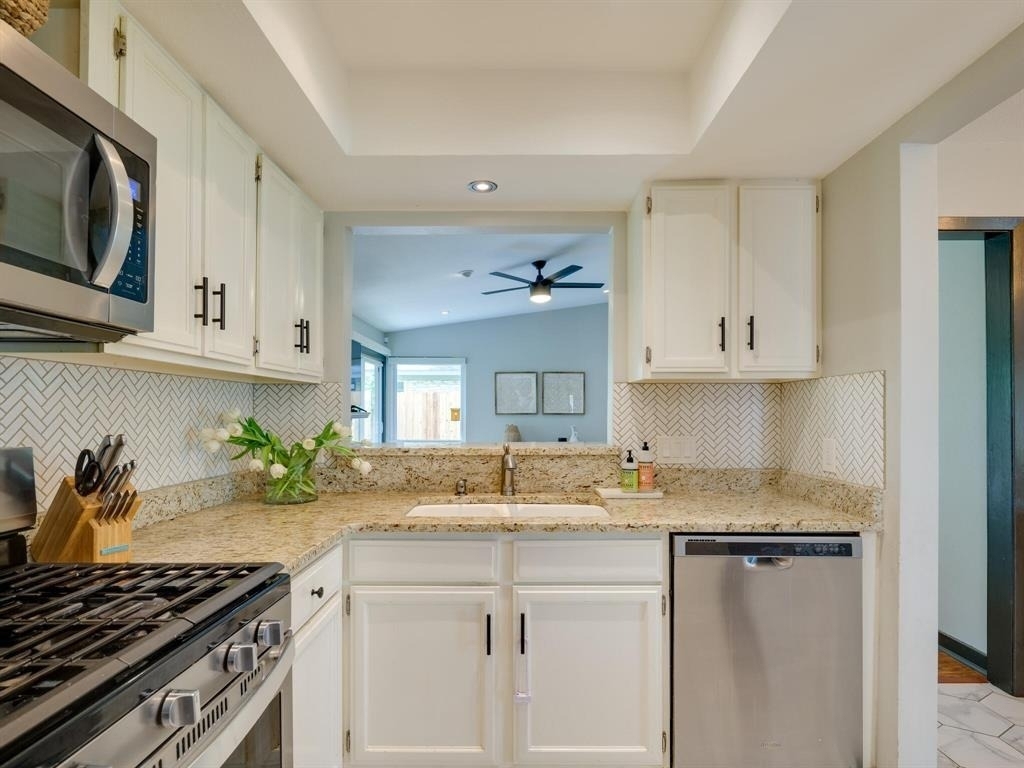 3203 Foster Ln - Photo 15